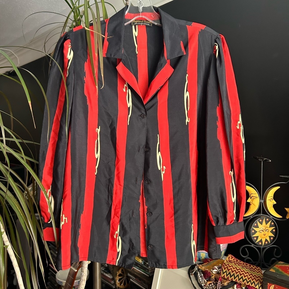 Highland Queen Vintage 80s Vibrant Red and Black Striped Shirt